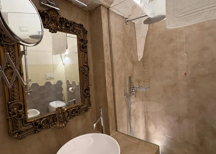 Opera Prima - Luxury Homes