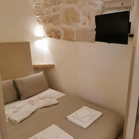 Opera Prima - Luxury Homes